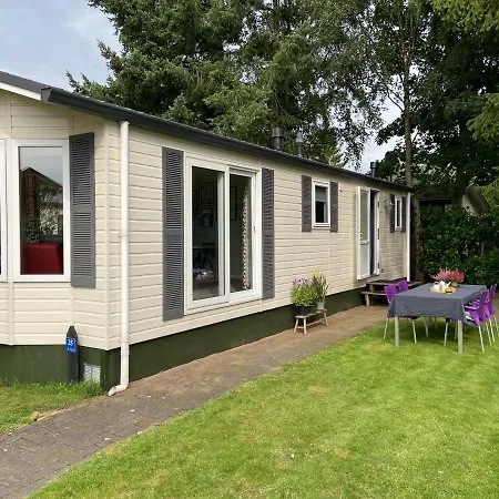 Ruim En Modern In De Veluwse Bossen Chalet Putten